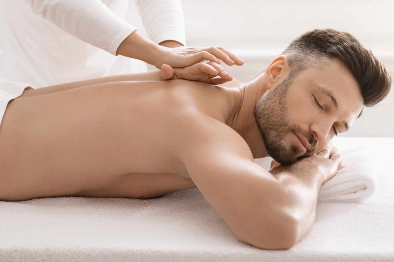The Incredible, Indisputable Benefits of Ayurveda Massage
